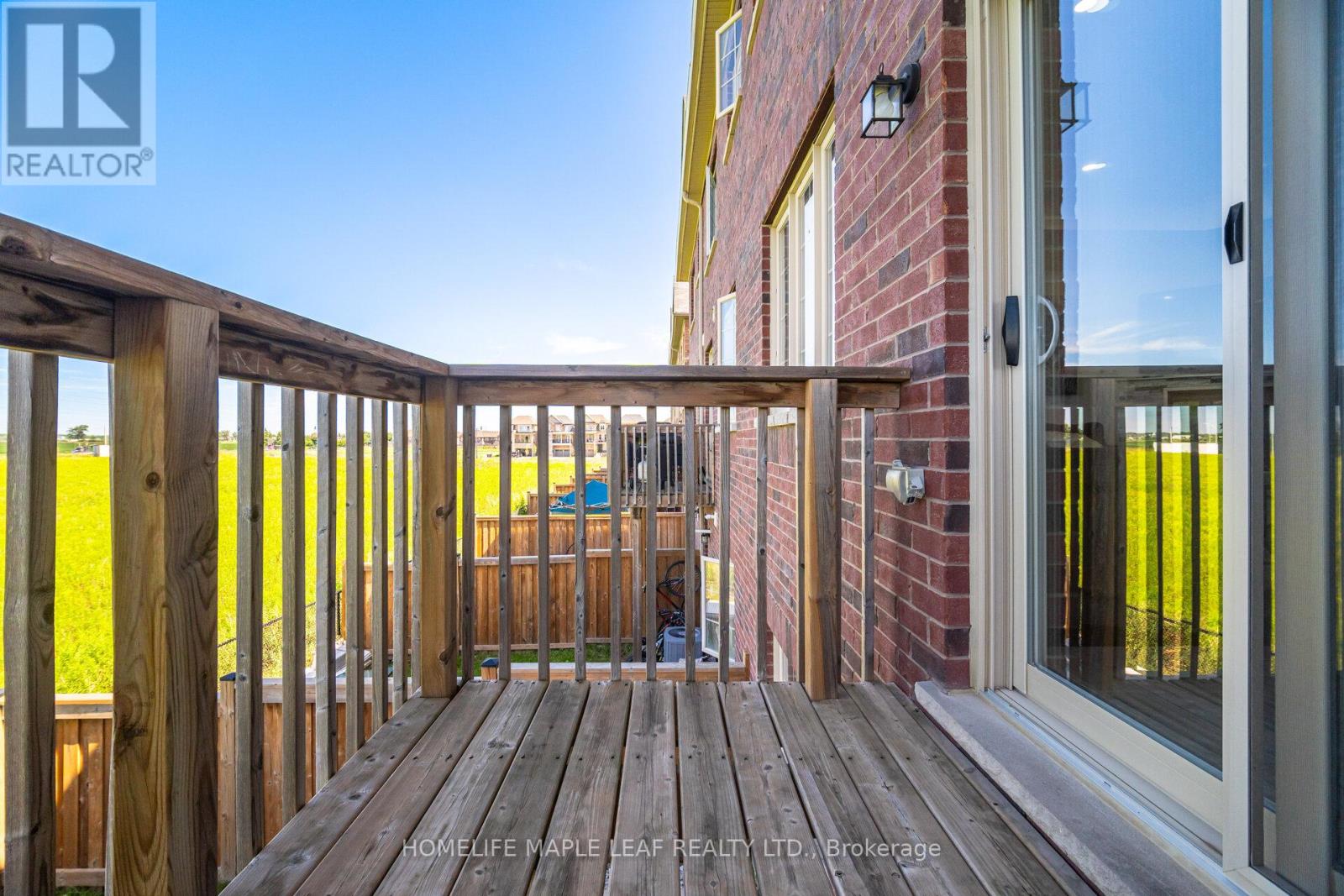 Photo 19 of 30 Agava Street, Brampton ON