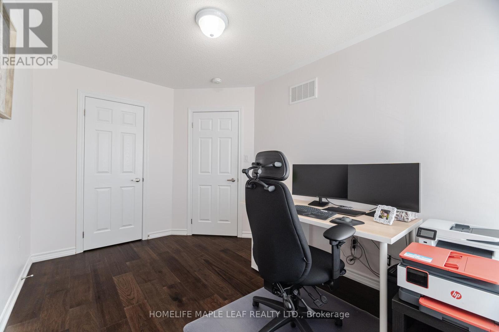 Photo 32 of 30 Agava Street, Brampton ON