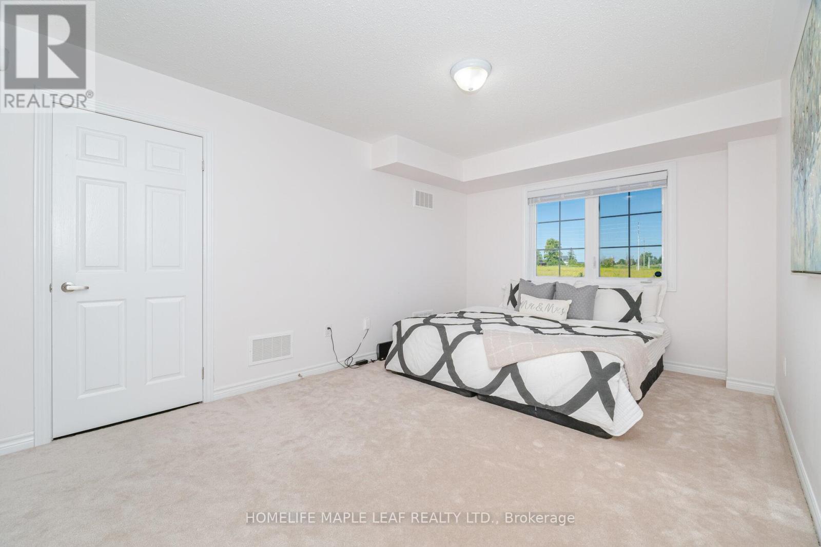 Photo 36 of 30 Agava Street, Brampton ON