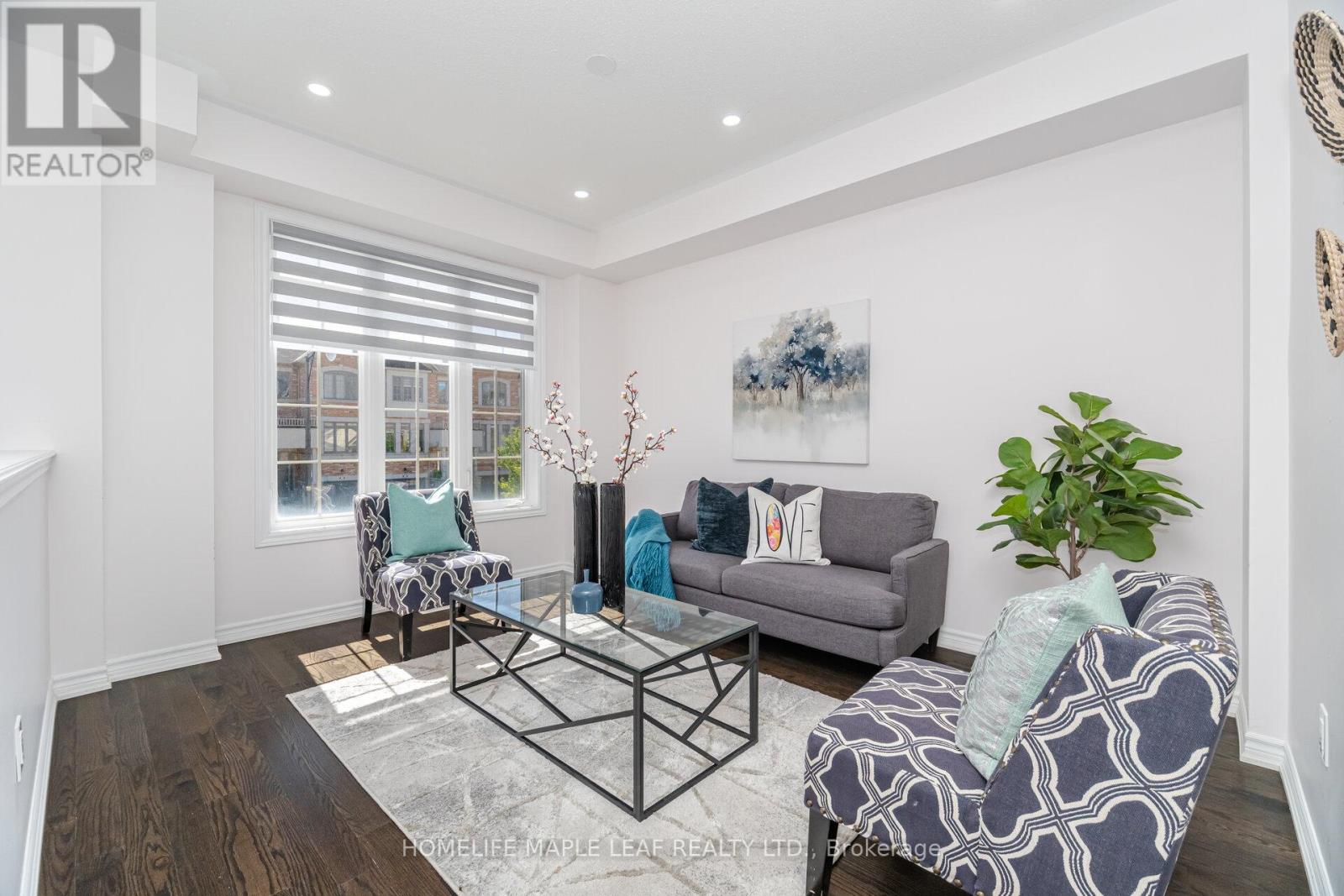 Photo 5 of 30 Agava Street, Brampton ON