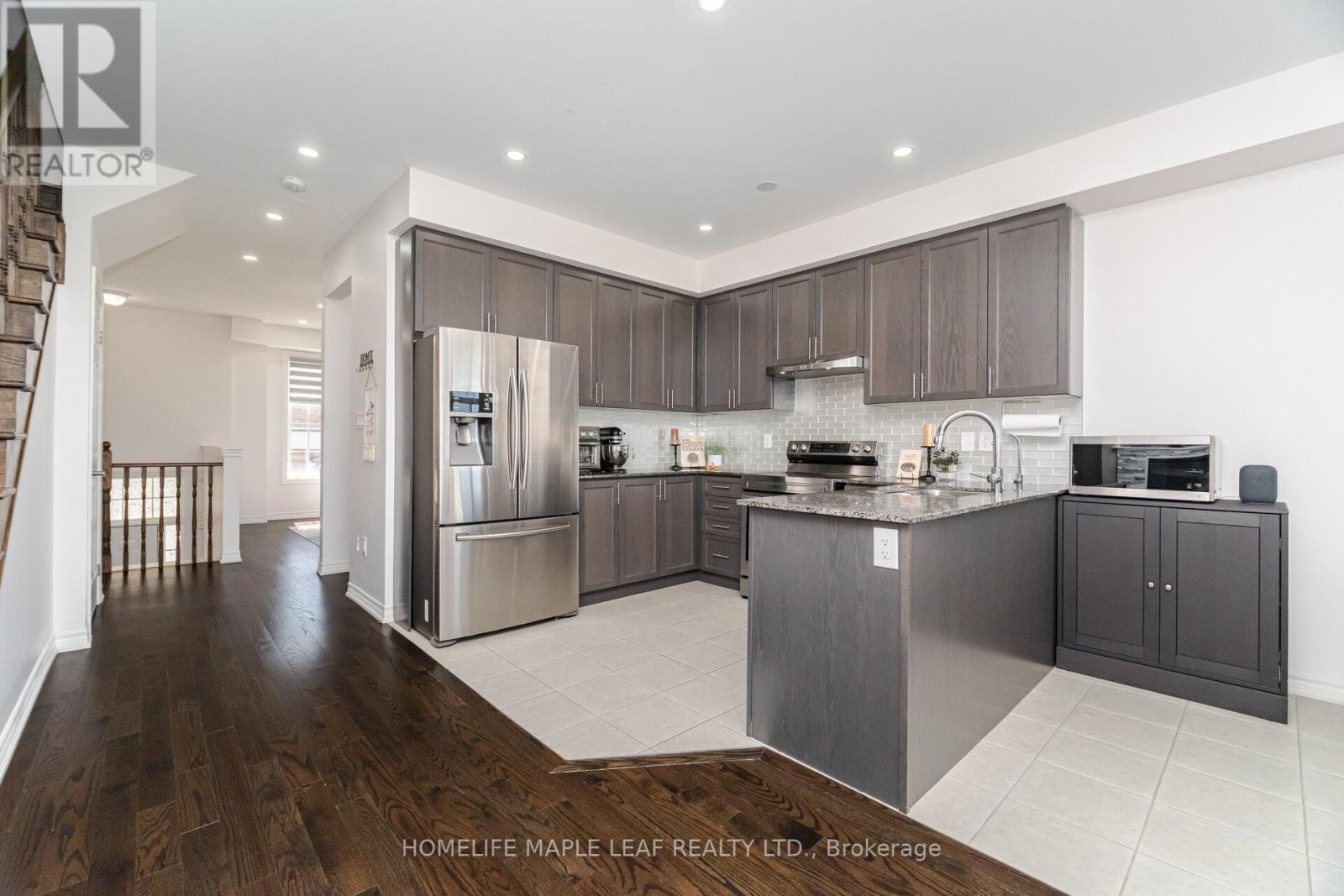 Photo 9 of 30 Agava Street, Brampton ON