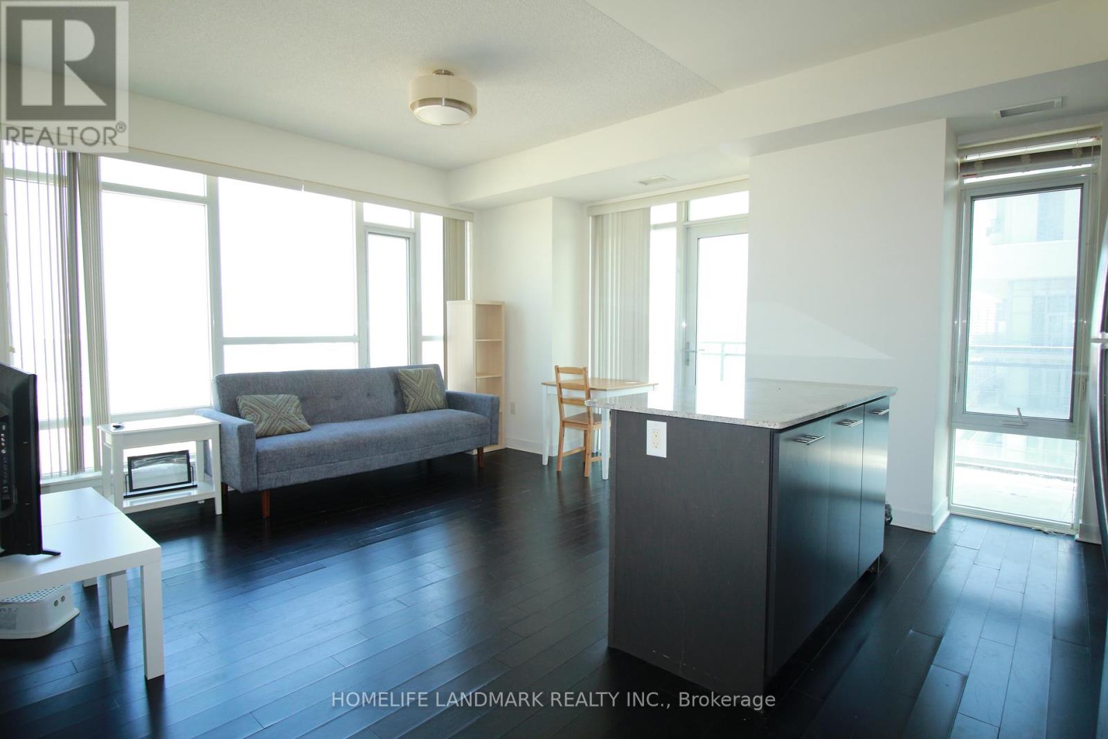 Photo 4 of 2202 360 Square One Drive, Mississauga ON