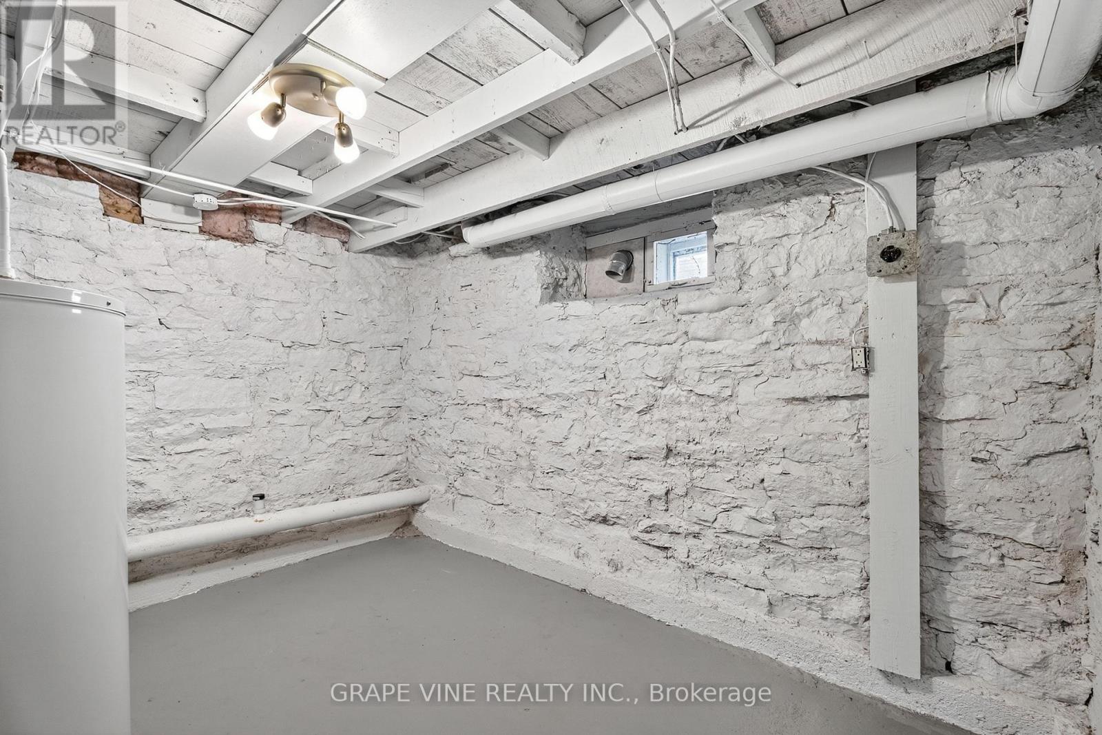 Photo 16 of 814 Laurier Street, Clarencerockland ON