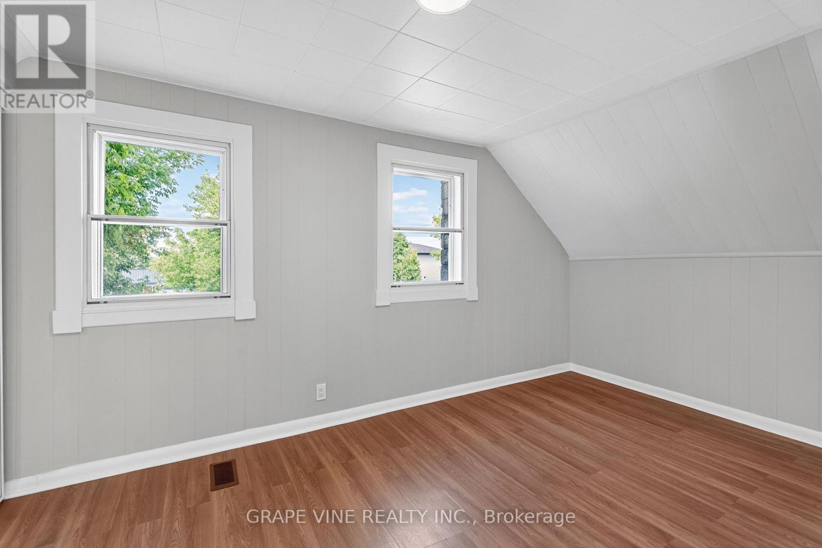 Photo 19 of 814 Laurier Street, Clarencerockland ON