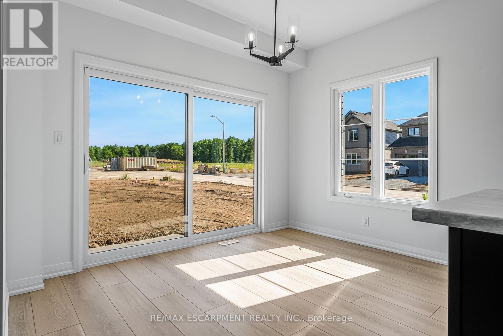Photo 17 of 902 Rutherford Street, Fort Erie ON
