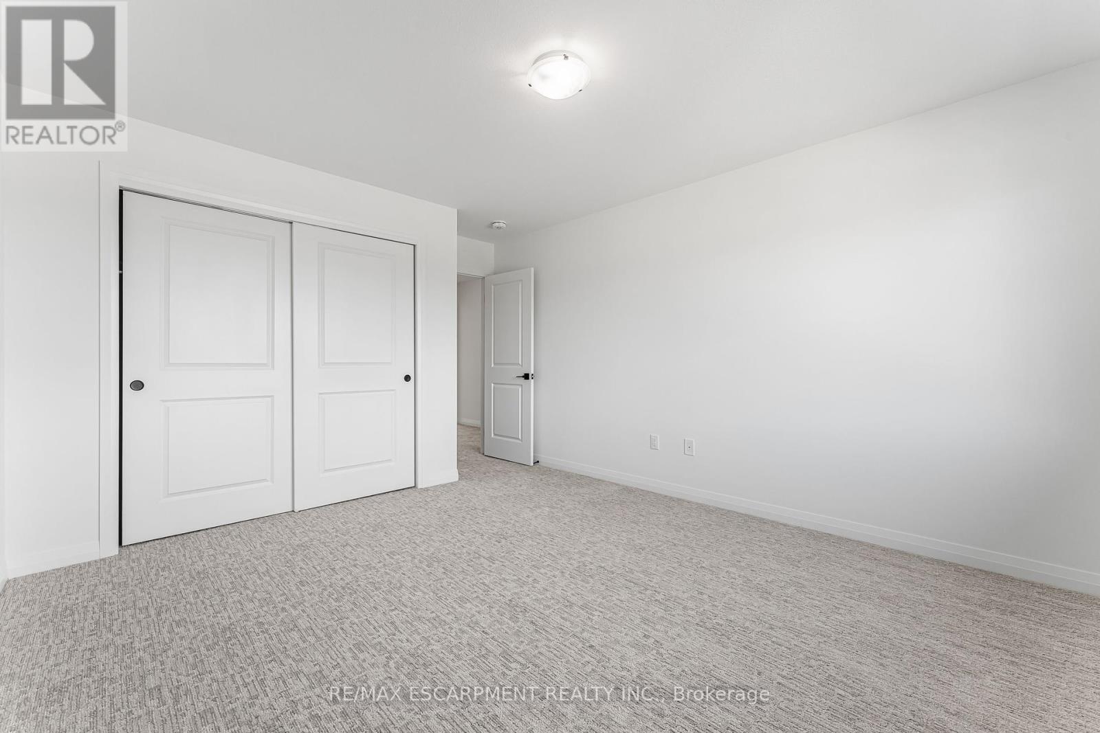 Photo 22 of 902 Rutherford Street, Fort Erie ON