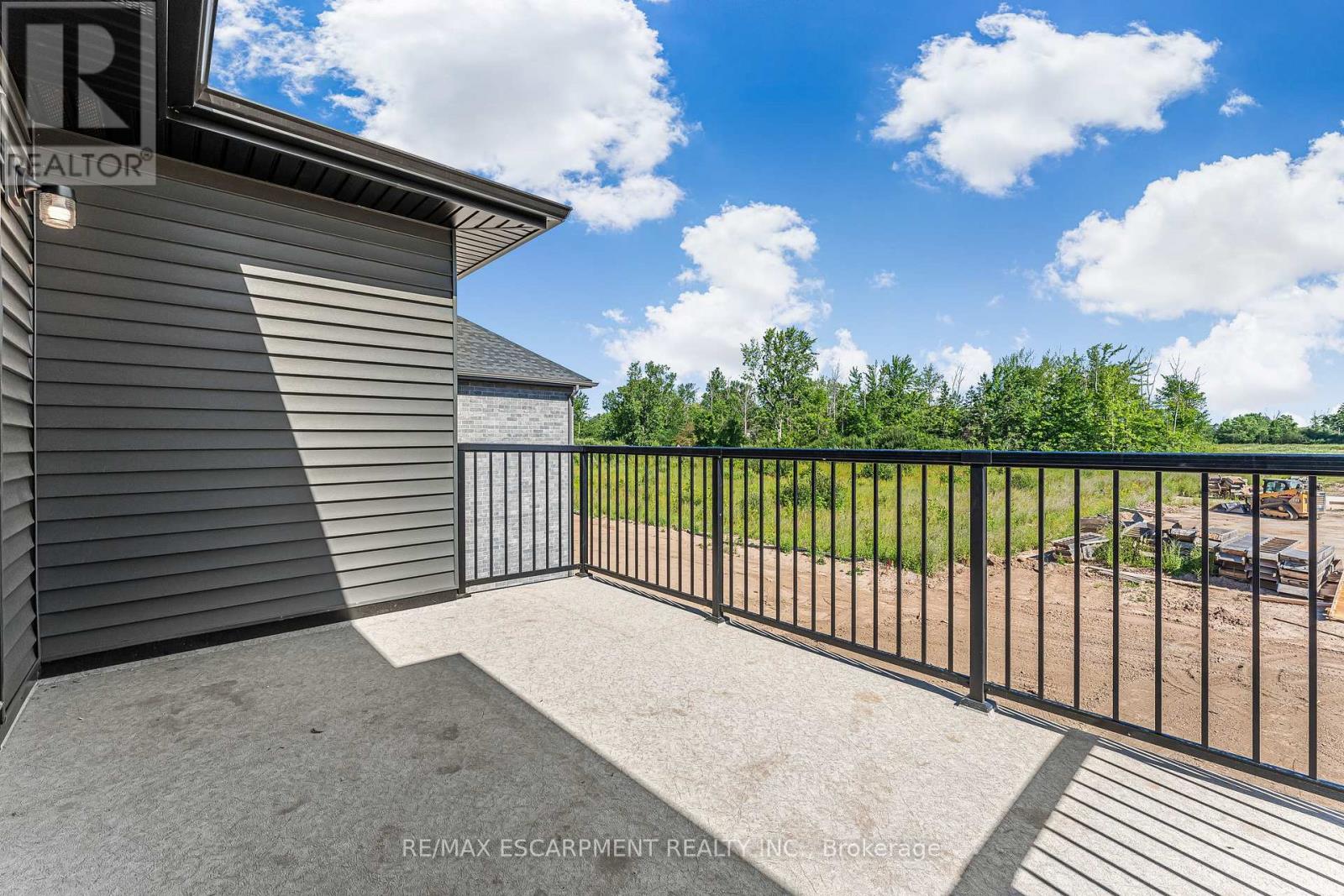Photo 38 of 902 Rutherford Street, Fort Erie ON