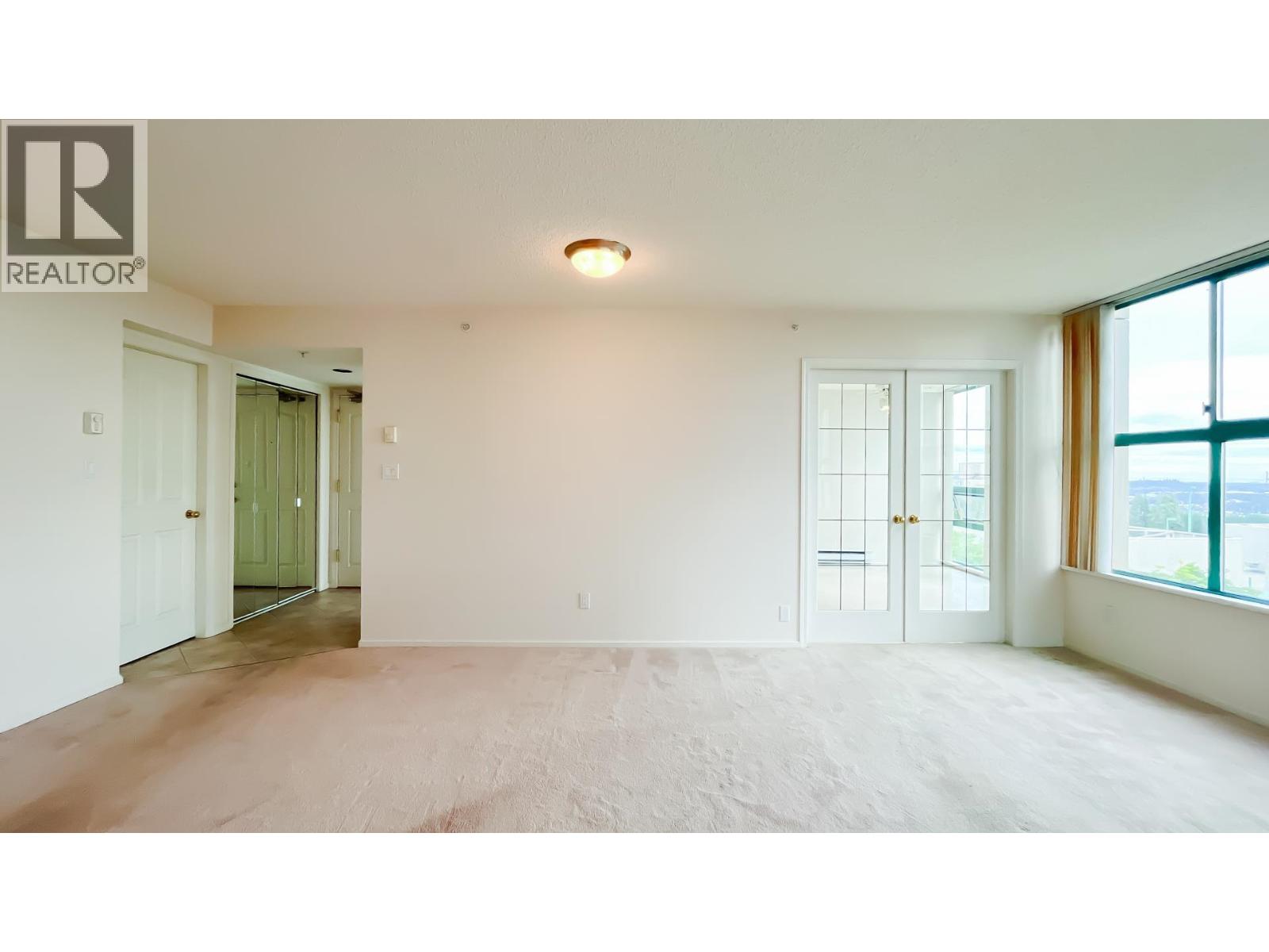 Photo 14 of 702 728 Princess Street, New Westminster BC