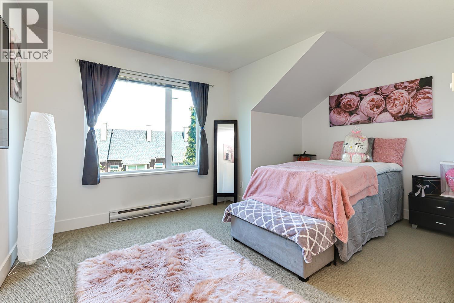 Photo 7 of 5 230 Salter Street, New Westminster BC