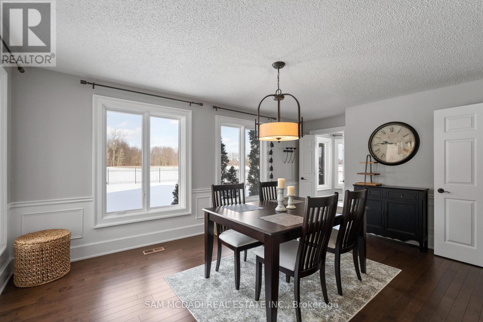 Photo 10 of 1046 Concession 6 Road W, Hamilton ON