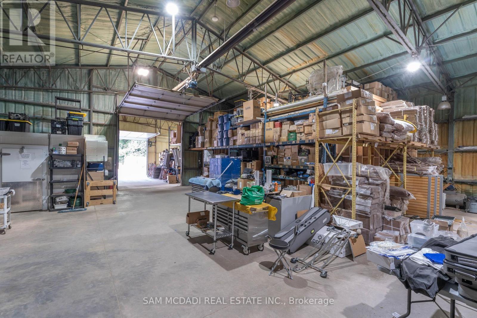 Photo 23 of 1046 Concession 6 Road W, Hamilton ON