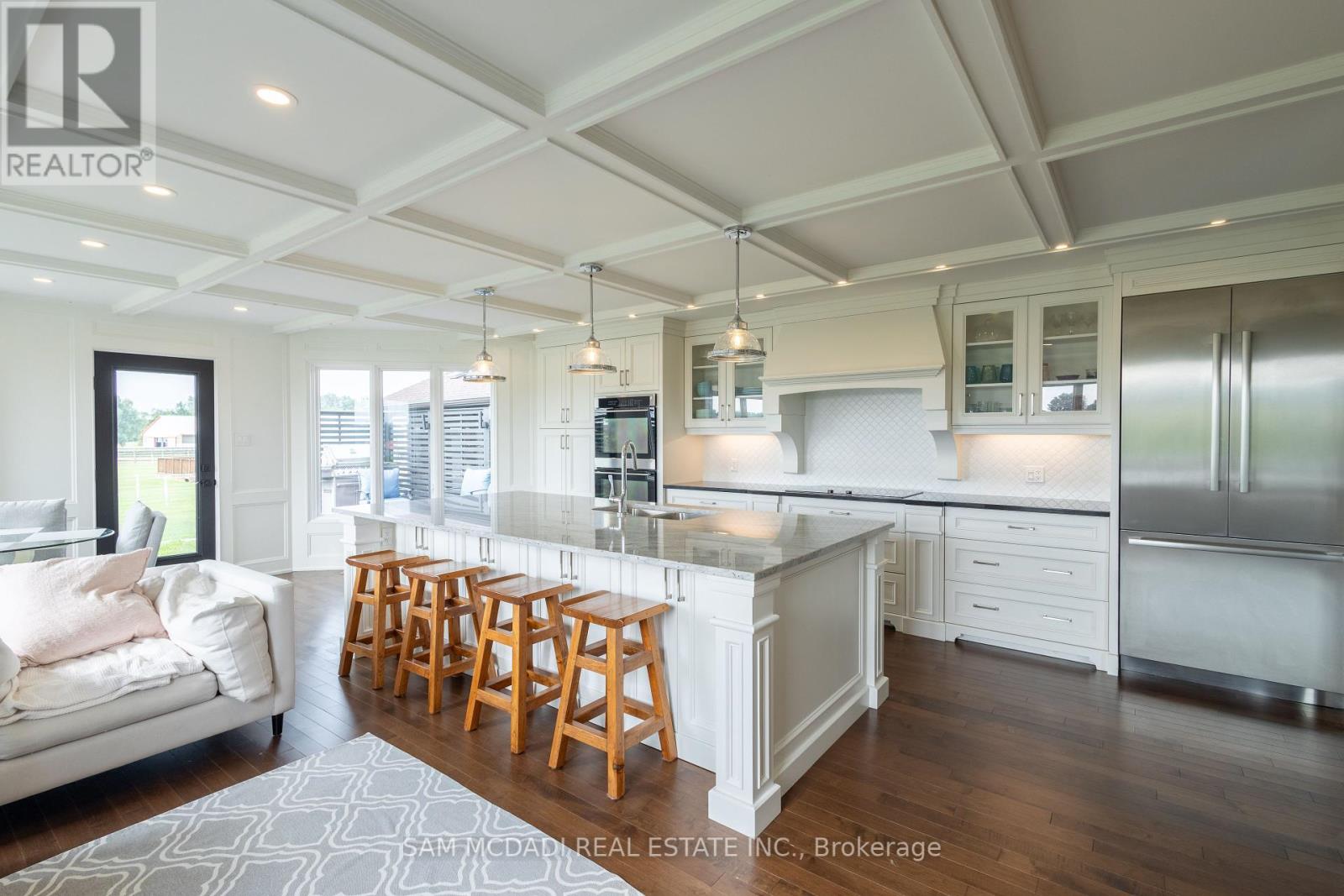 Photo 9 of 1046 Concession 6 Road W, Hamilton ON