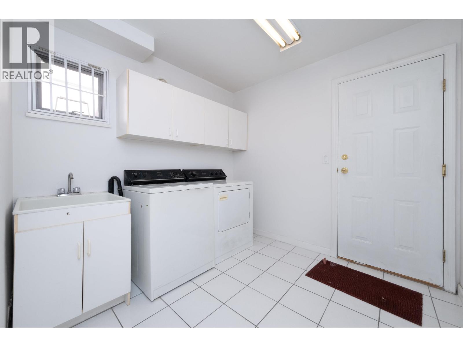 Photo 5 of 9900 Patterson Road, Richmond BC