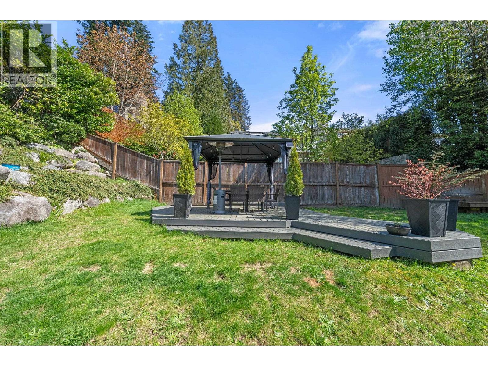 Photo 32 of 192 Montroyal Boulevard, North Vancouver BC