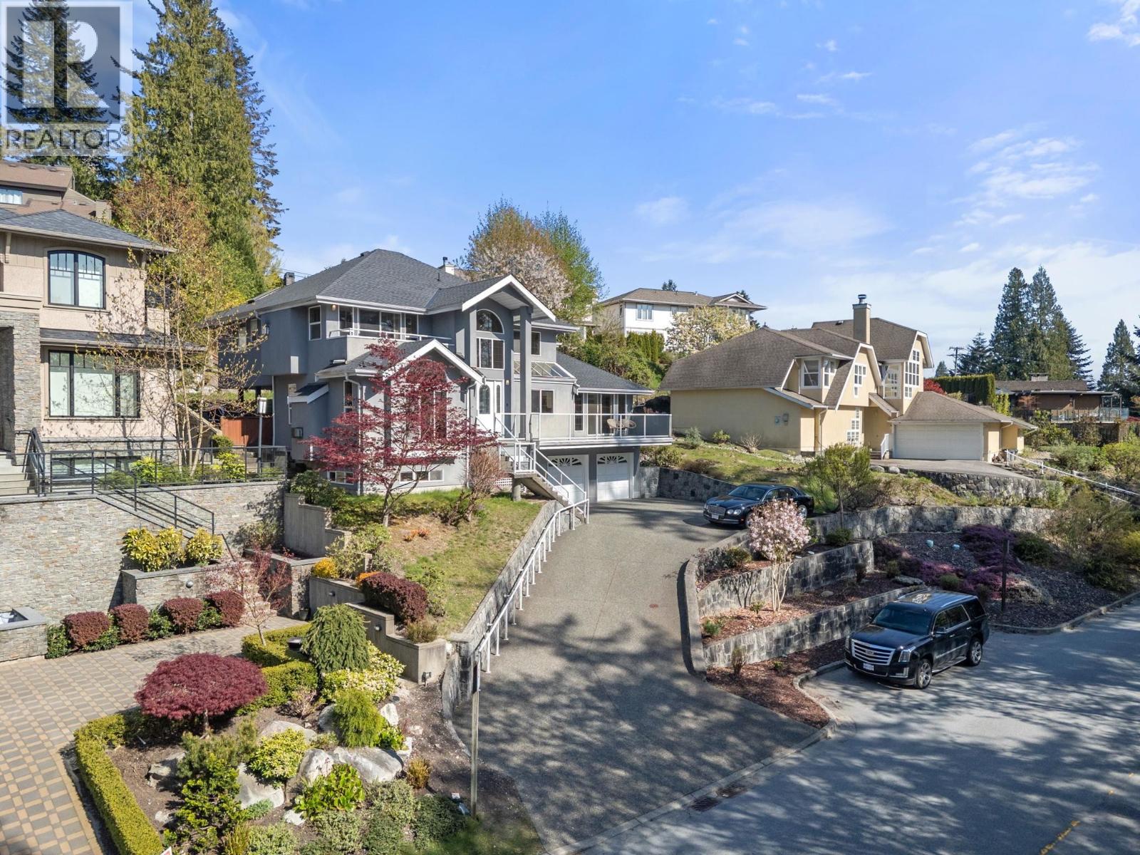Photo 39 of 192 Montroyal Boulevard, North Vancouver BC