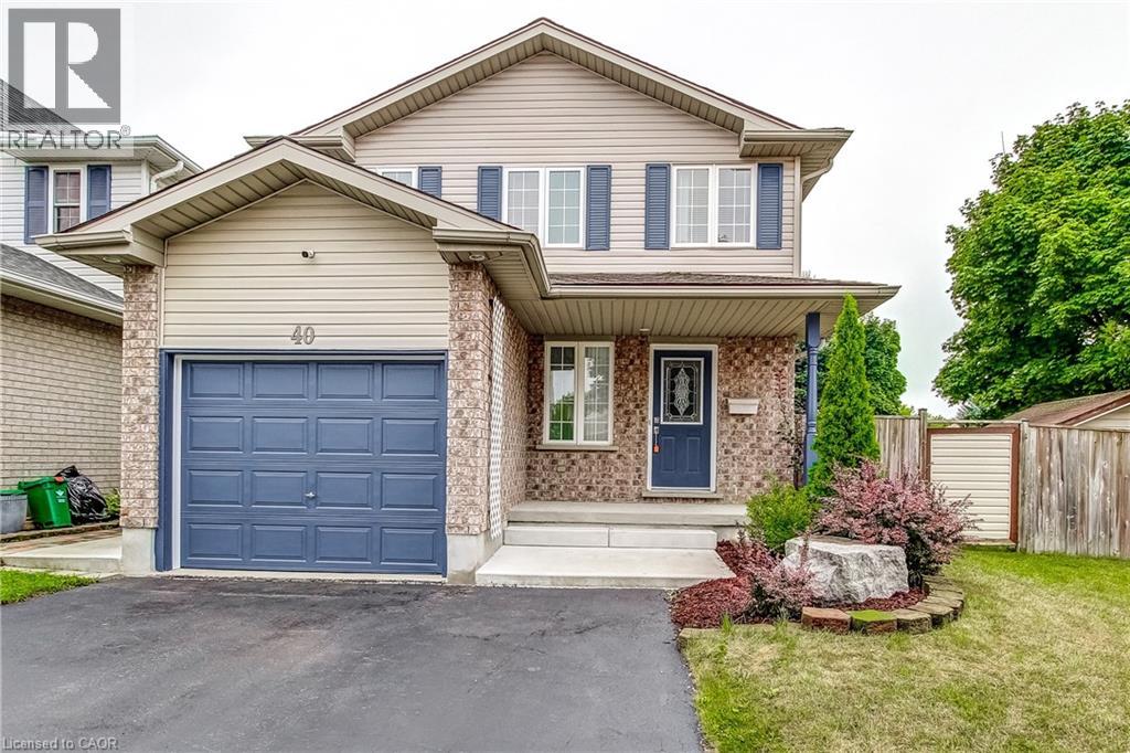 Photo 4 of 40 Hawkins Drive, Cambridge ON
