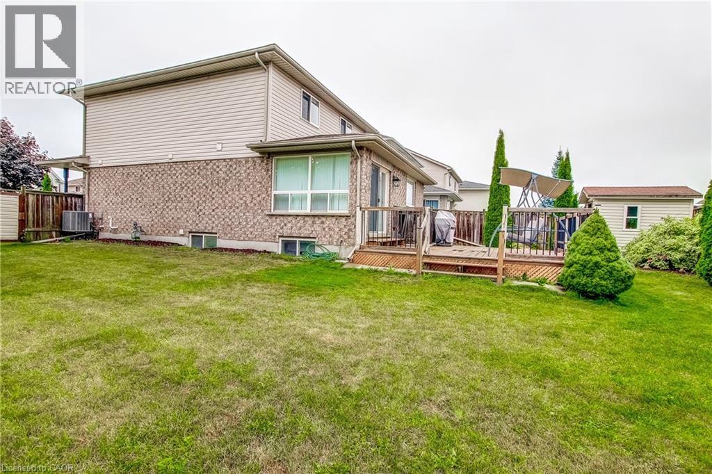 Photo 44 of 40 Hawkins Drive, Cambridge ON