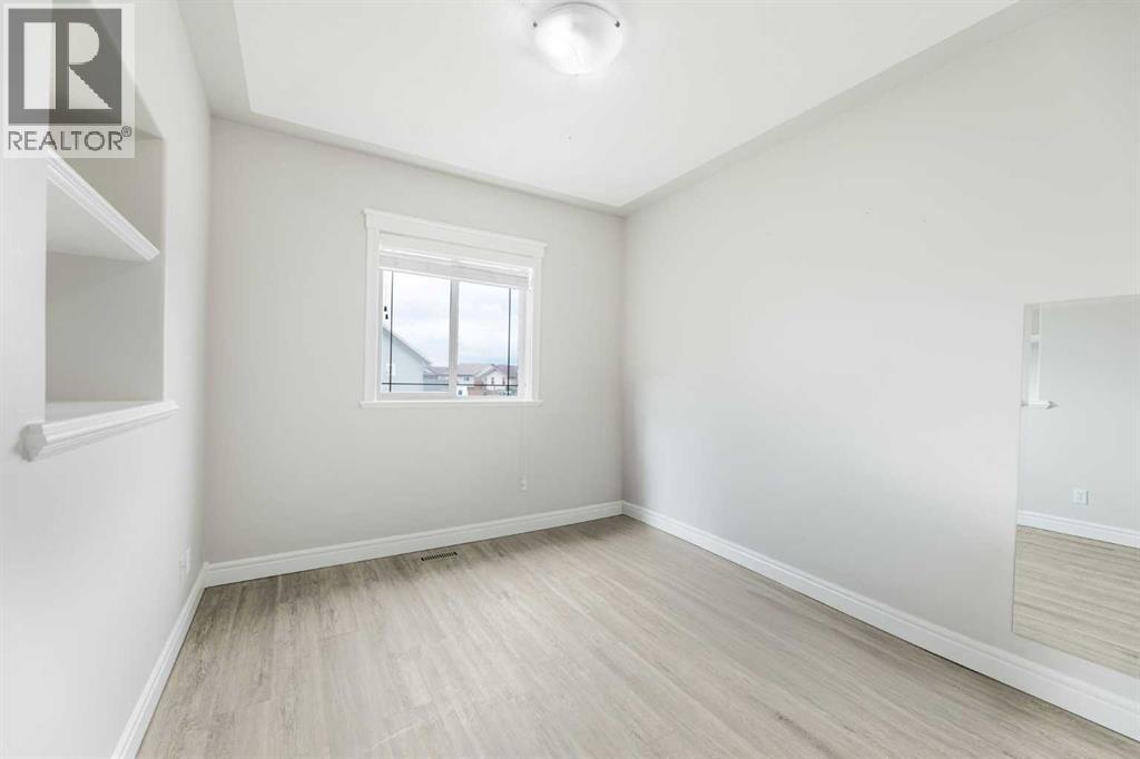 Photo 10 of 103 Jepsen Crescent, Red Deer AB