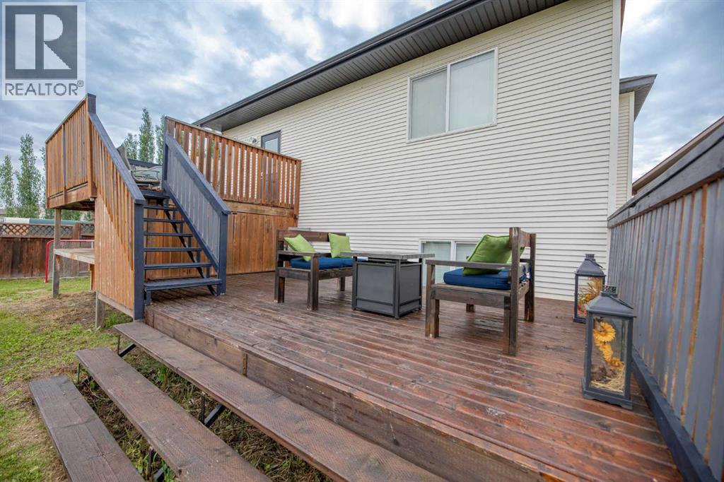 Photo 16 of 103 Jepsen Crescent, Red Deer AB