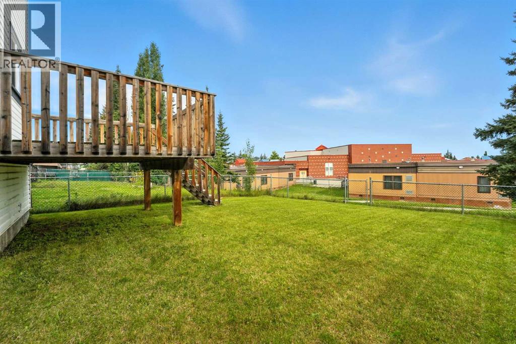 Single Family House for Sale in  Bridlewood Way SW Bridlewood Calgary 