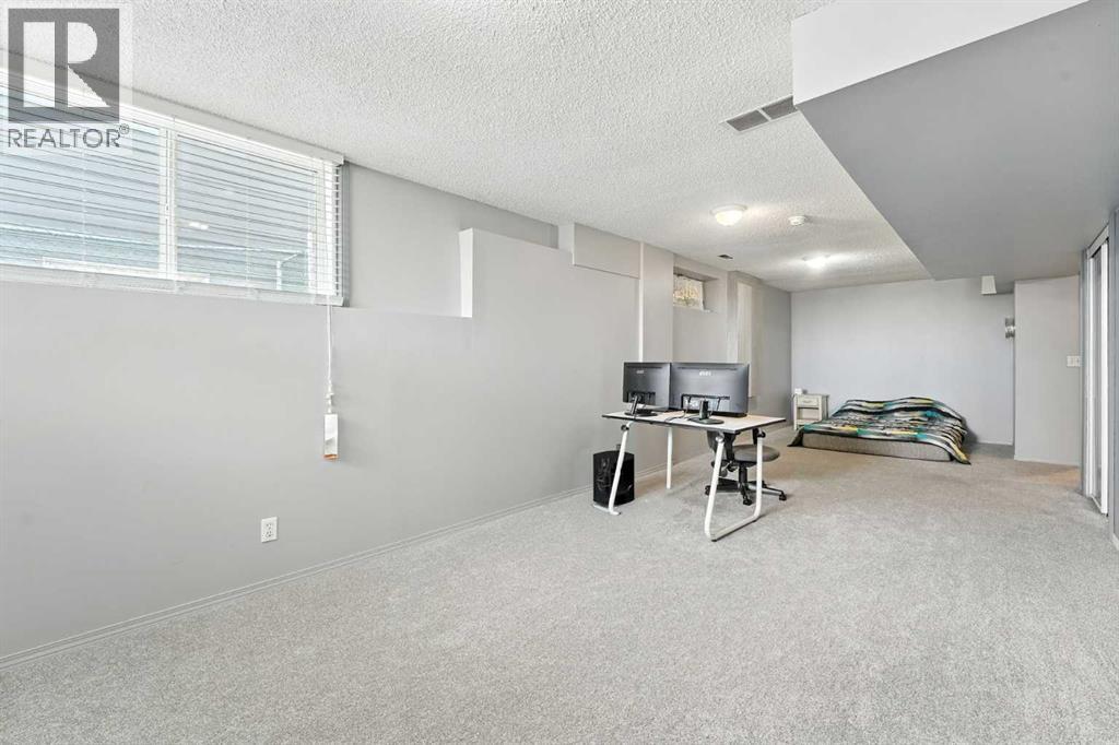 Single Family House for Sale in  Bridlewood Way SW Bridlewood Calgary 