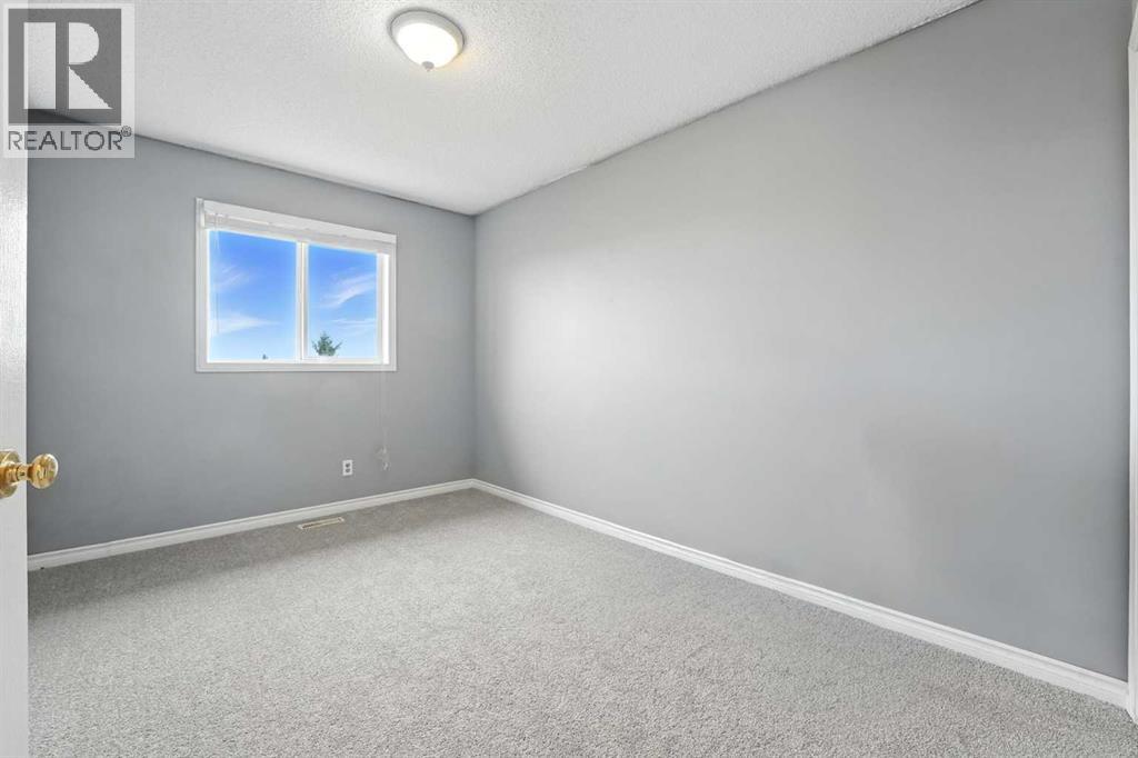 Single Family House for Sale in  Bridlewood Way SW Bridlewood Calgary 