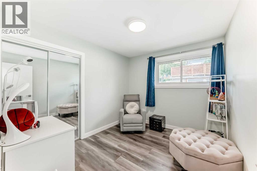 Single Family House Bungalow for Sale in  Dalgetty Drive NW Dalhousie Calgary 