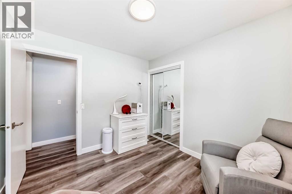 Single Family House Bungalow for Sale in  Dalgetty Drive NW Dalhousie Calgary 