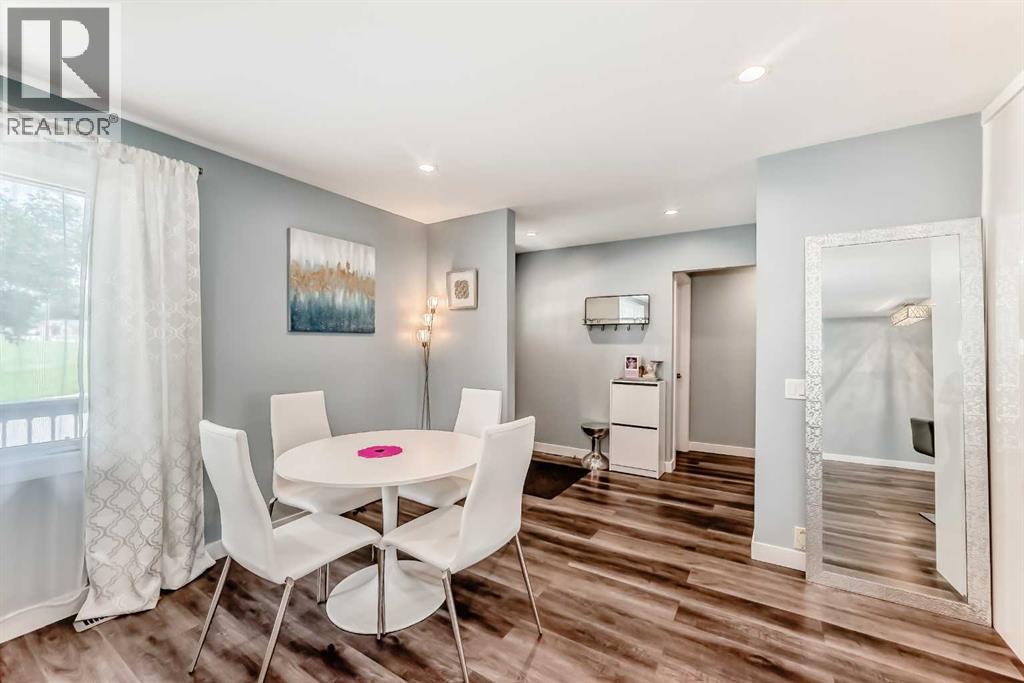 Single Family House Bungalow for Sale in  Dalgetty Drive NW Dalhousie Calgary 