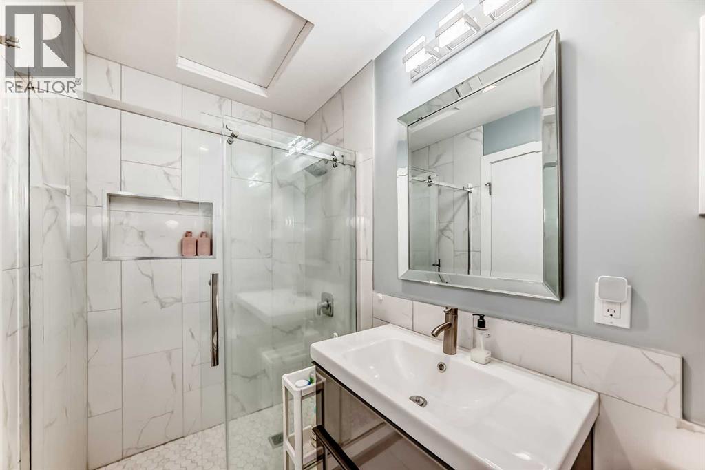 Single Family House Bungalow for Sale in  Dalgetty Drive NW Dalhousie Calgary 