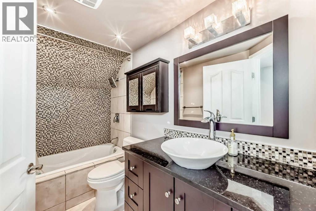 Single Family House Bungalow for Sale in  Dalgetty Drive NW Dalhousie Calgary 