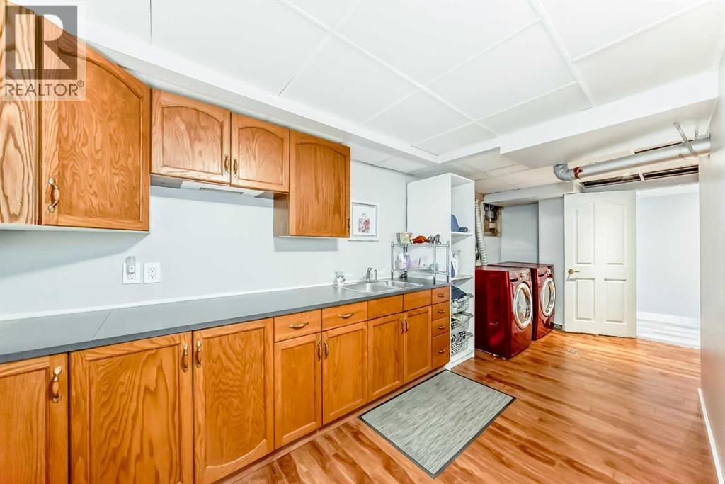 Single Family House Bungalow for Sale in  Dalgetty Drive NW Dalhousie Calgary 