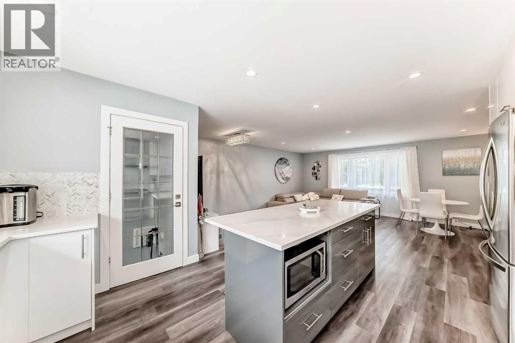Single Family House Bungalow for Sale in  Dalgetty Drive NW Dalhousie Calgary 