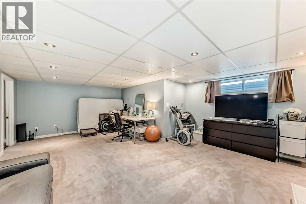 Single Family House Bungalow for Sale in  Dalgetty Drive NW Dalhousie Calgary 