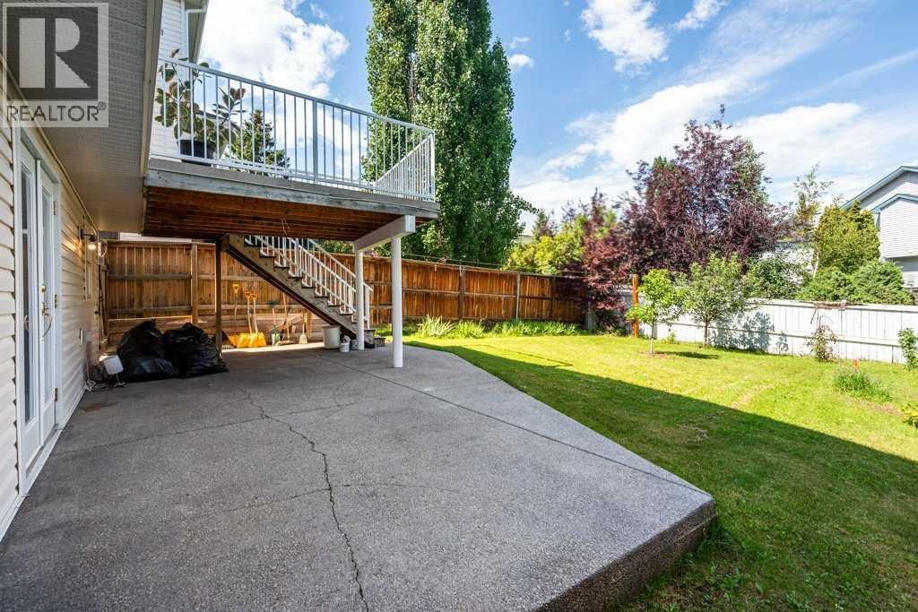 Single Family House for Sale in  Somerglen Crescent SW Somerset Calgary 