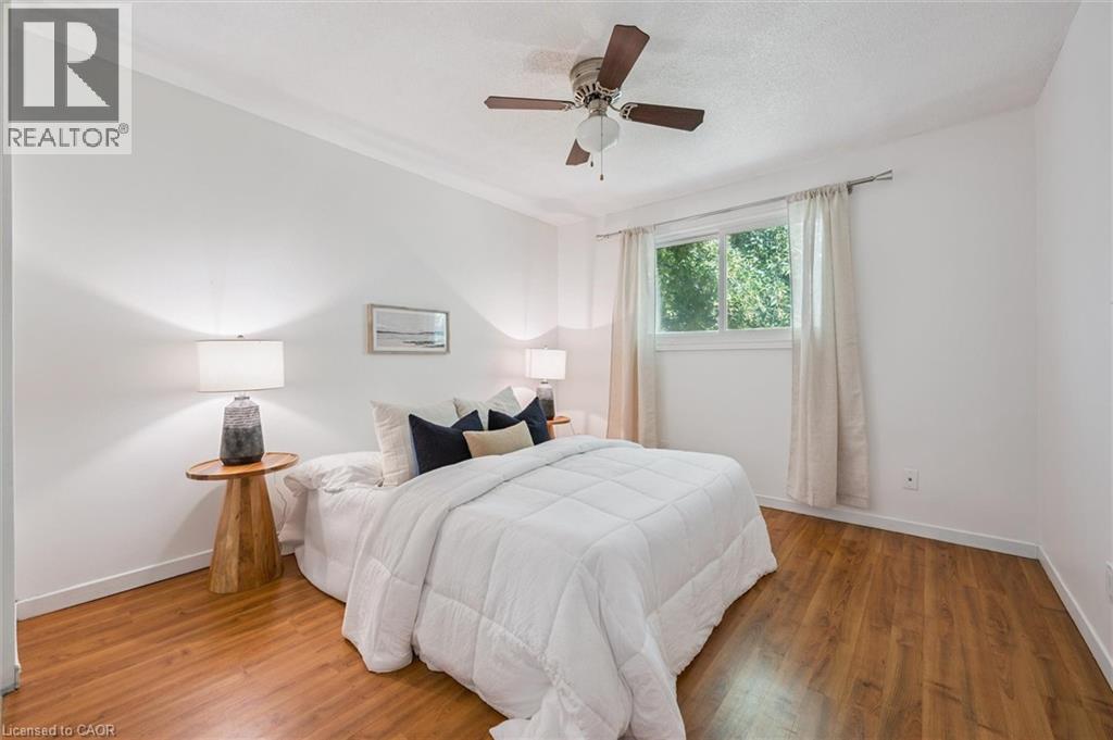 Photo 25 of 32 Mowat Boulevard Unit 52, Kitchener ON