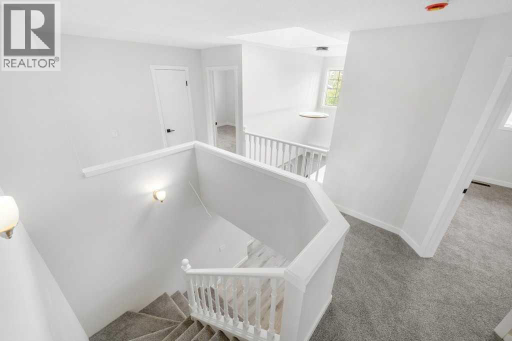 Single Family House for Sale in  Mckenzie Lake Manor SE McKenzie Lake Calgary 