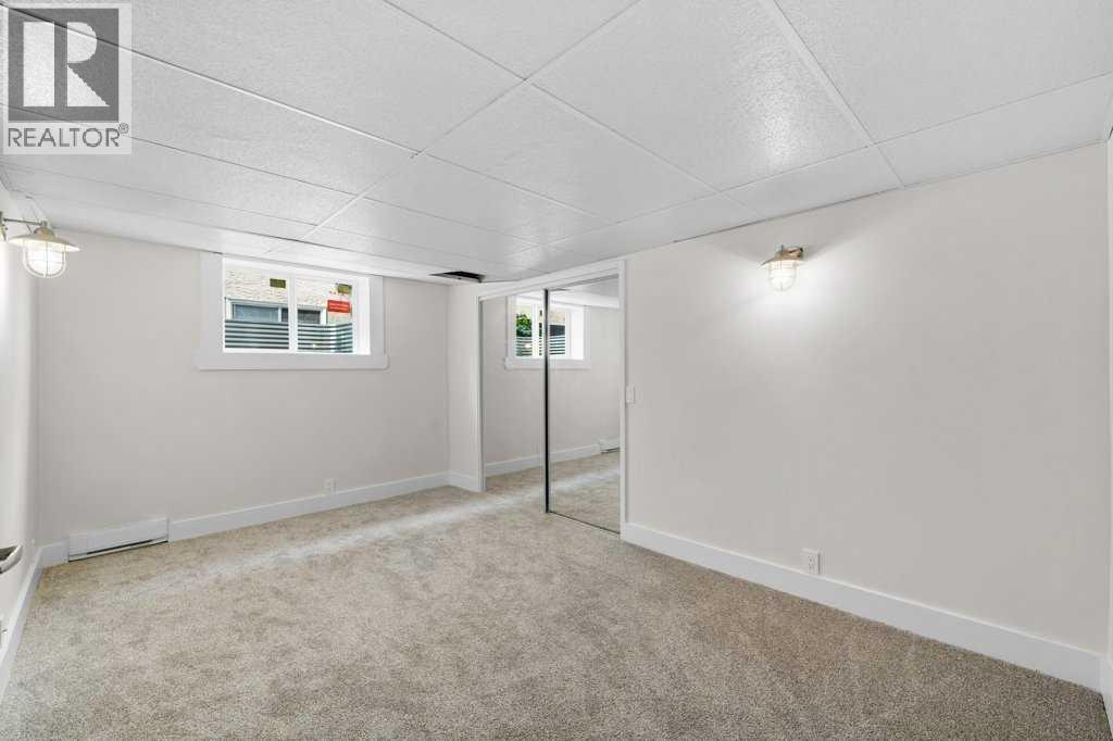Single Family House for Sale in  Mckenzie Lake Manor SE McKenzie Lake Calgary 