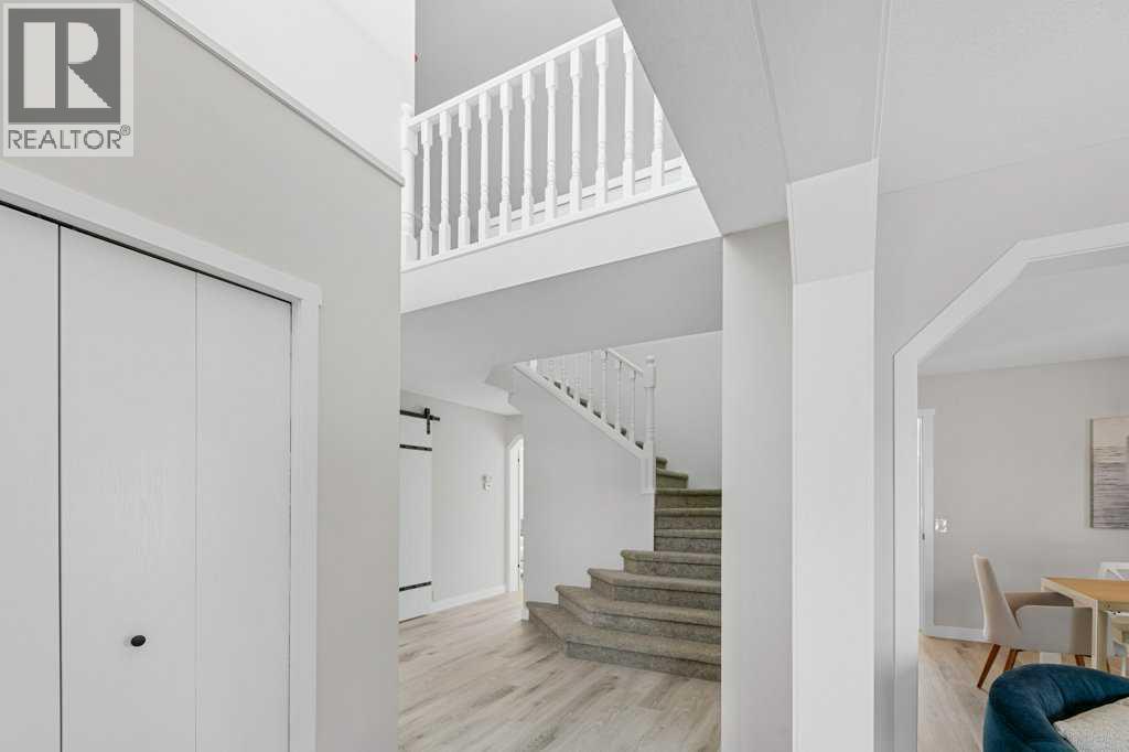 Single Family House for Sale in  Mckenzie Lake Manor SE McKenzie Lake Calgary 