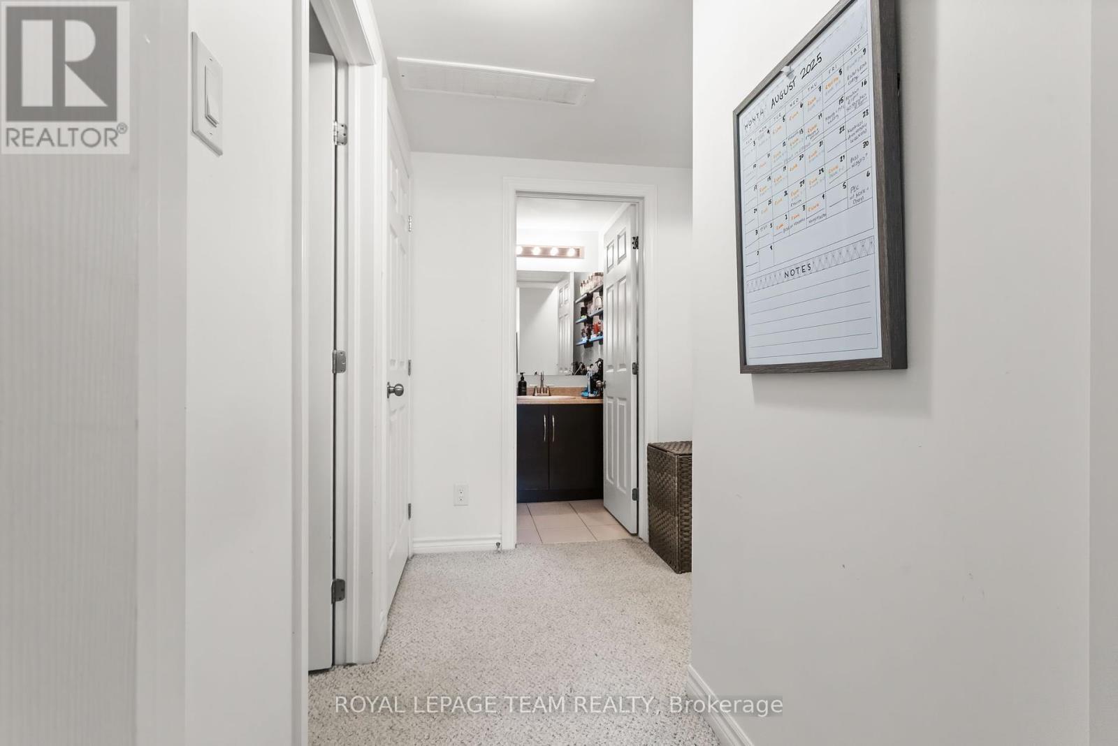 Photo 24 of 306 A Everest Private, Ottawa ON