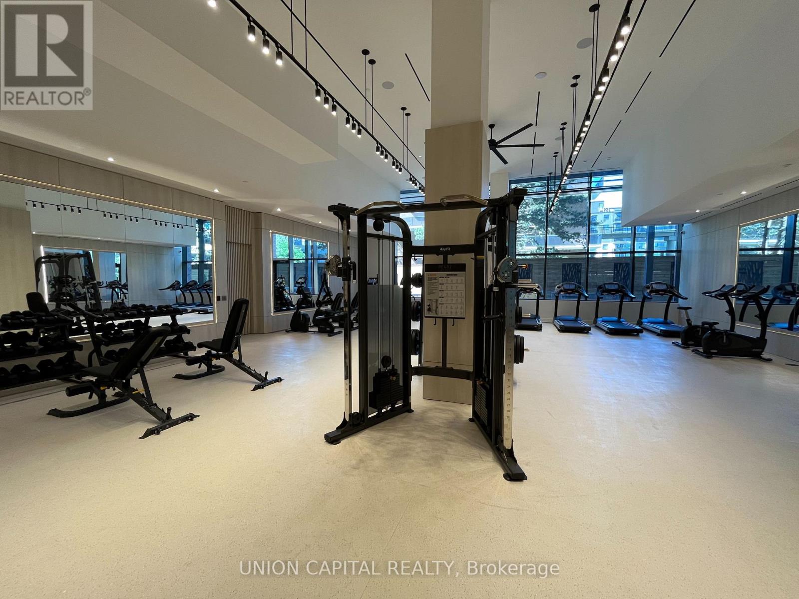Photo 3 of 901 28 Ann Street, Mississauga ON