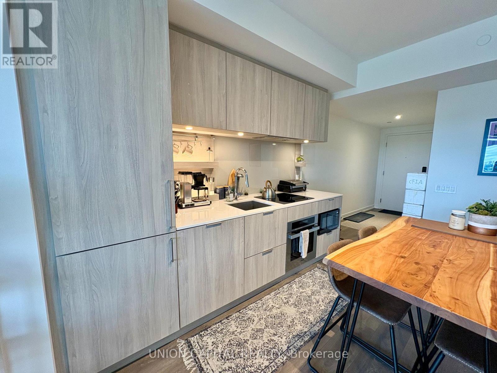 Photo 19 of 901 28 Ann Street, Mississauga ON
