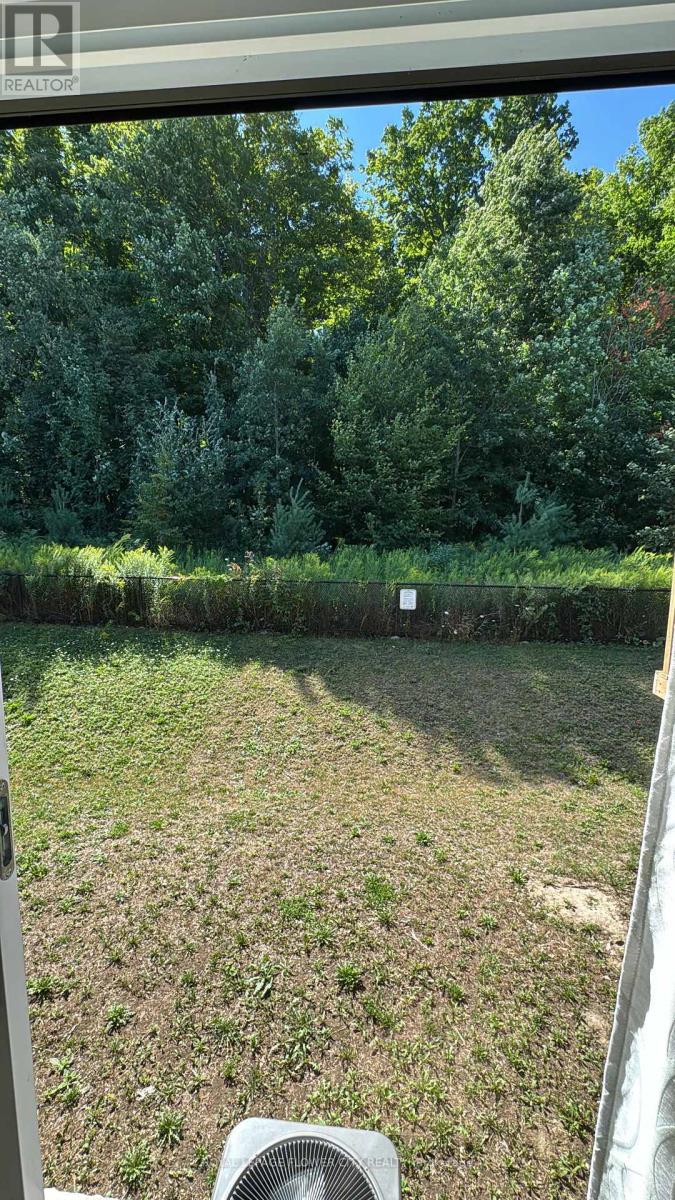 Photo 3 of 928 Robert Ferrie Drive, Kitchener ON
