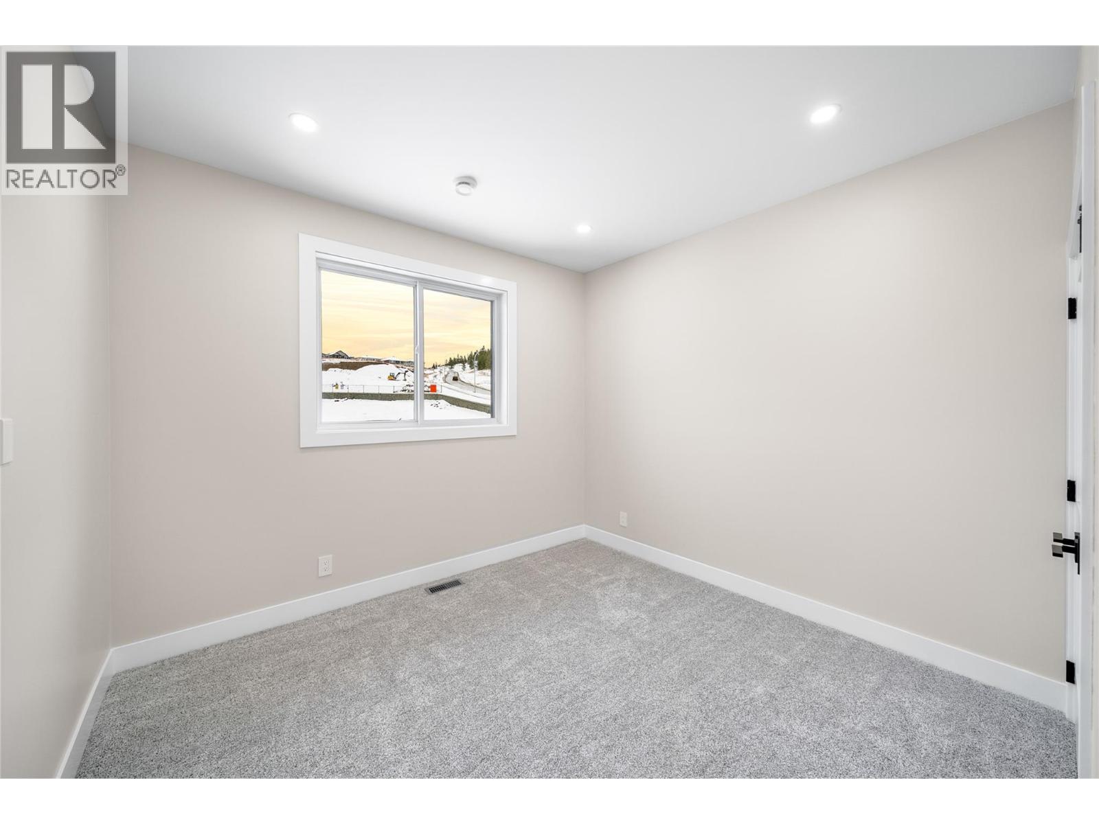 Photo 17 of 2077 Linfield Drive, Kamloops BC