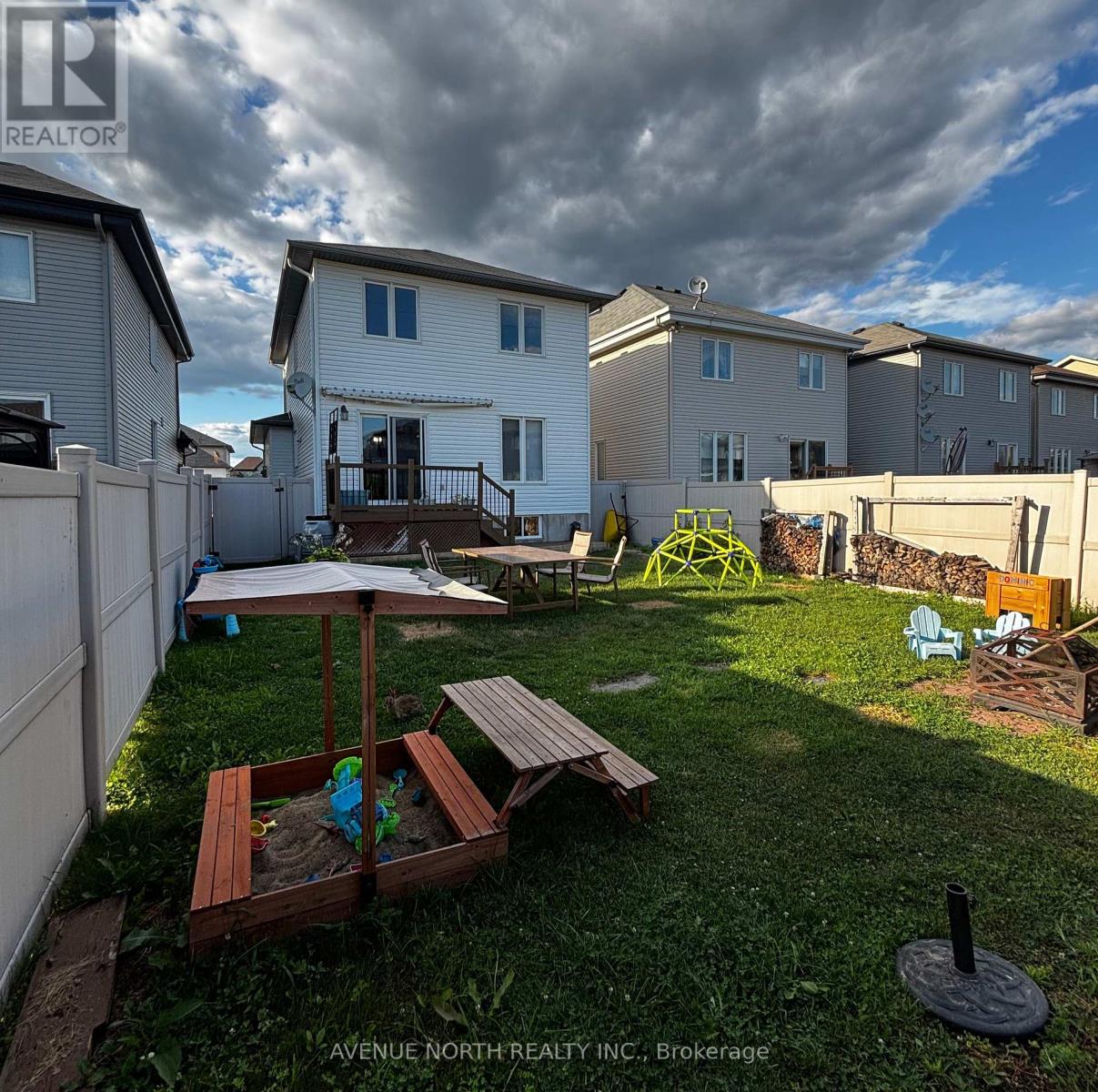Photo 36 of 309 Mercury Street, Clarencerockland ON