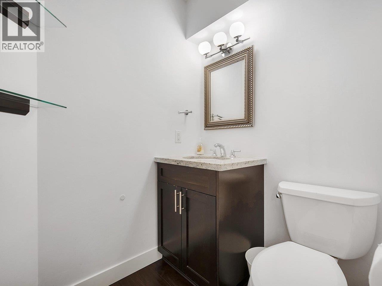 Photo 12 of 204 3788 W 10th Avenue, Vancouver BC