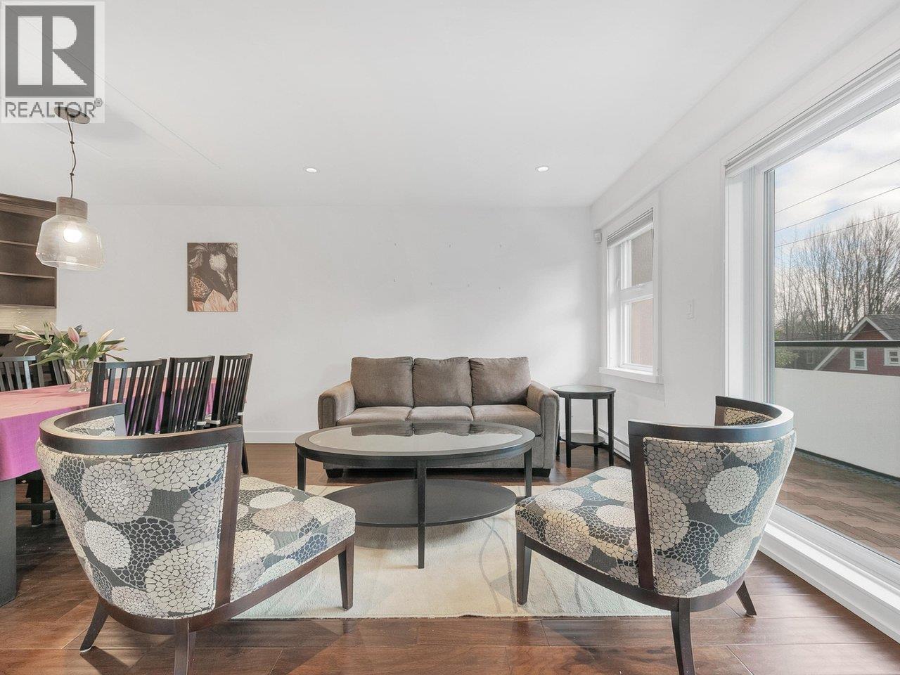 Photo 9 of 204 3788 W 10th Avenue, Vancouver BC