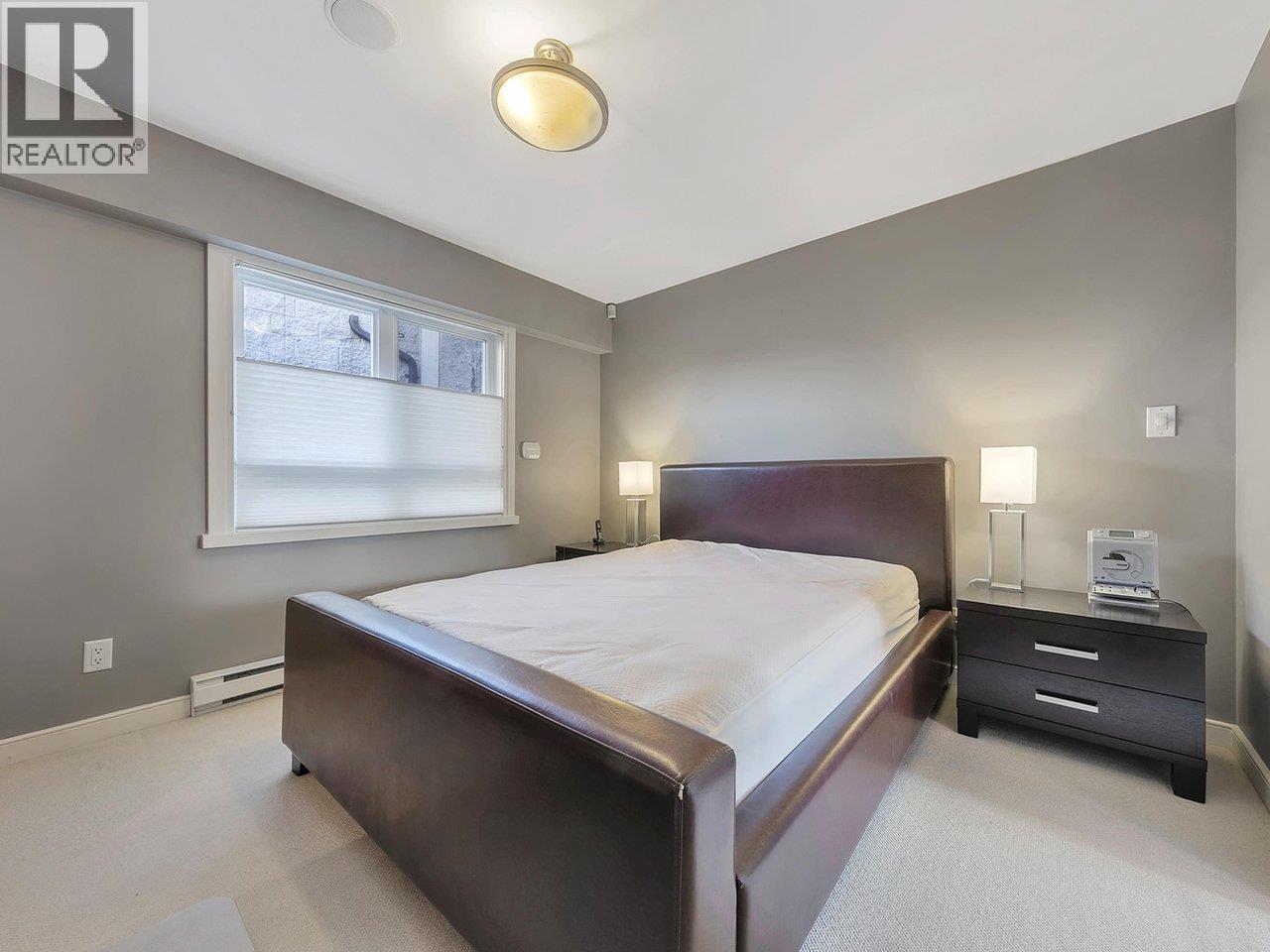 Photo 15 of 204 3788 W 10th Avenue, Vancouver BC