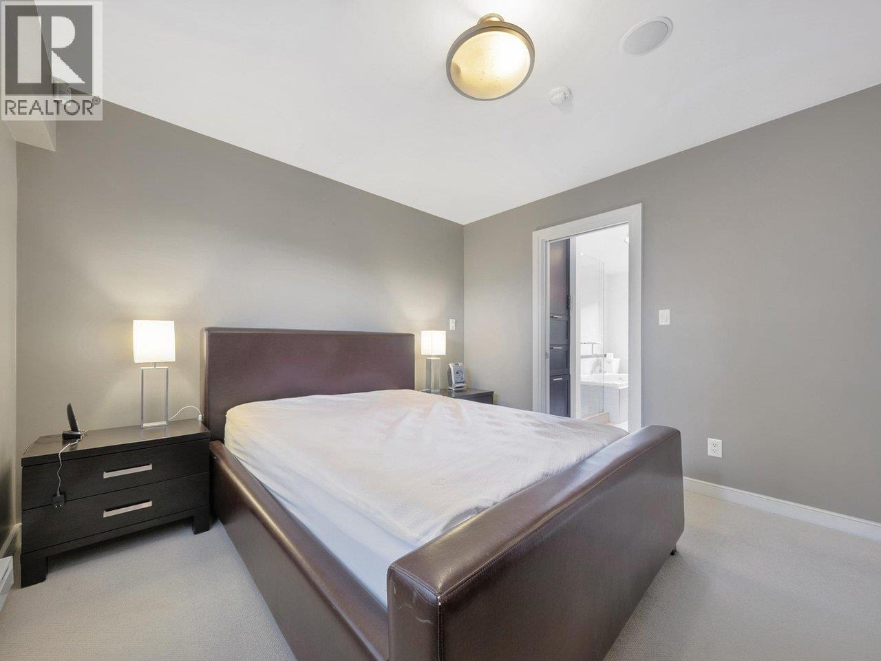 Photo 16 of 204 3788 W 10th Avenue, Vancouver BC