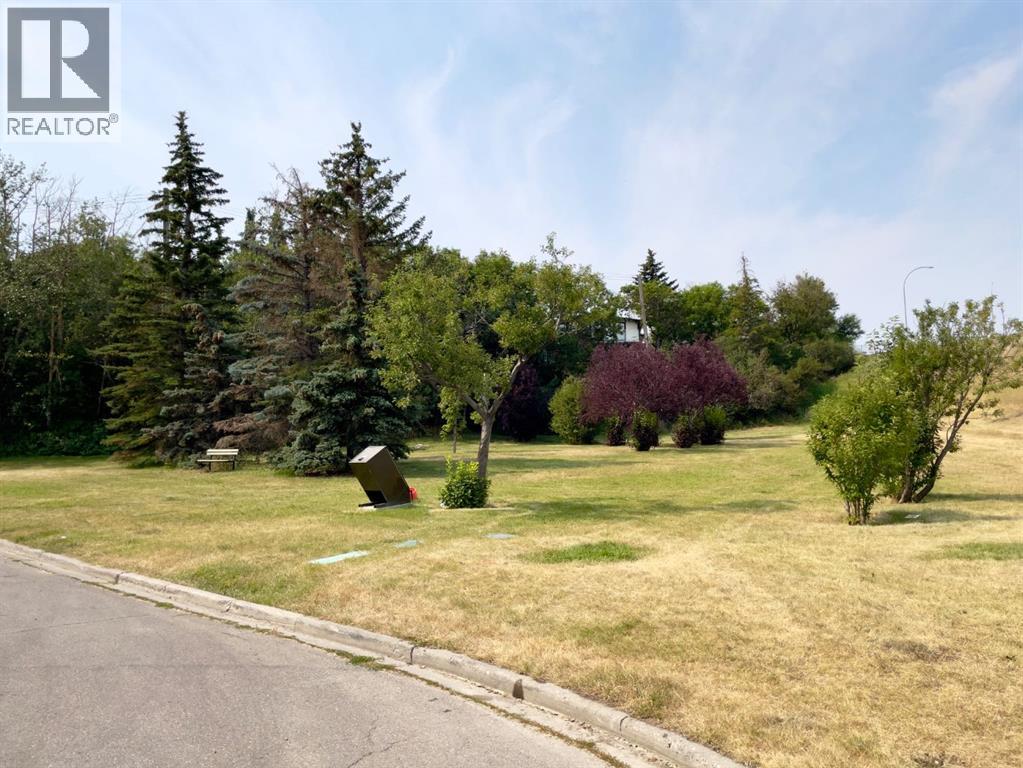 Single Family House for Sale in    Avenue SW Sunalta Calgary 